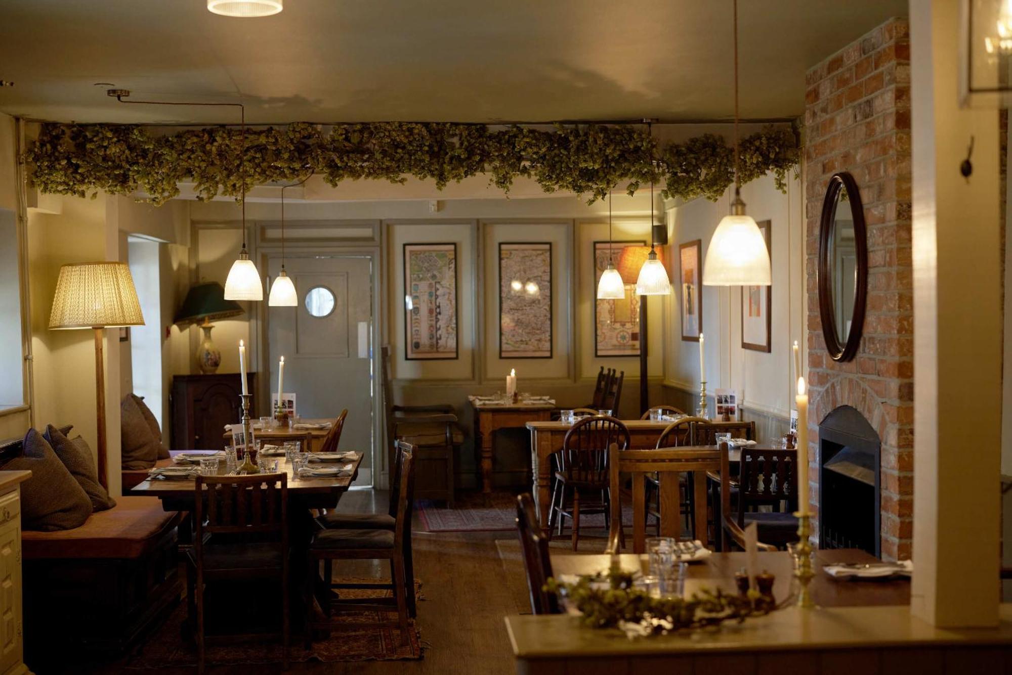 Hotel The Grosvenor Arms Hindon Exteriér fotografie